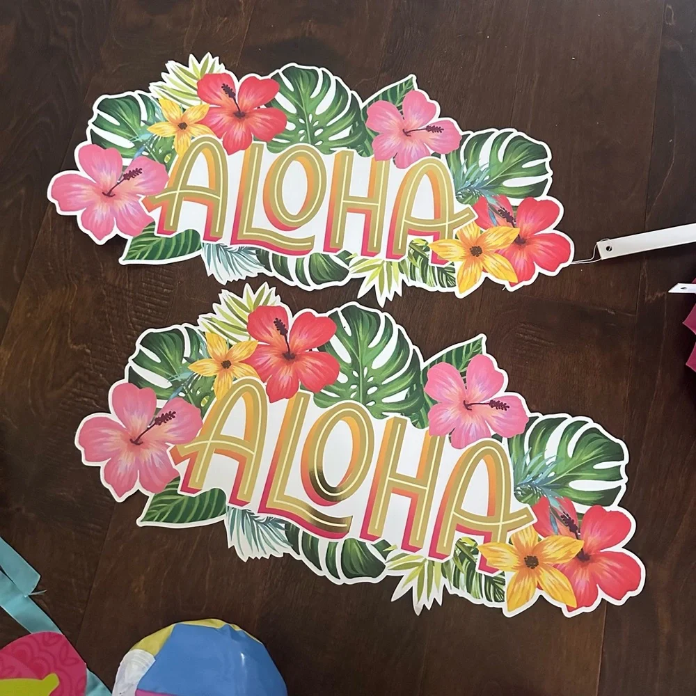 Tropical Aloha Hawaiian Party Decoration Set - Colorful